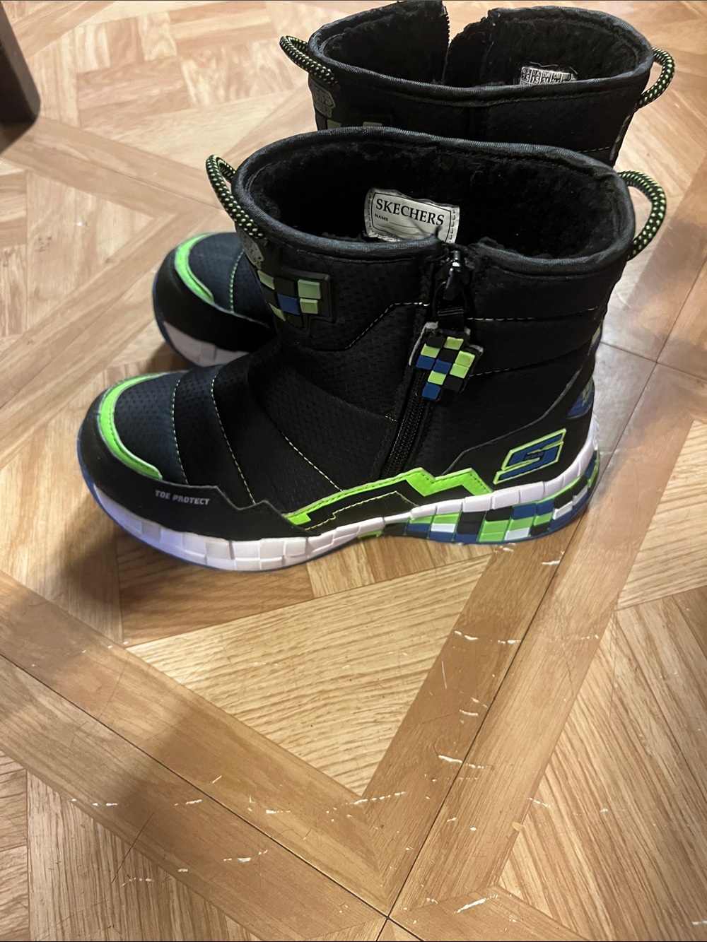 Skechers boots